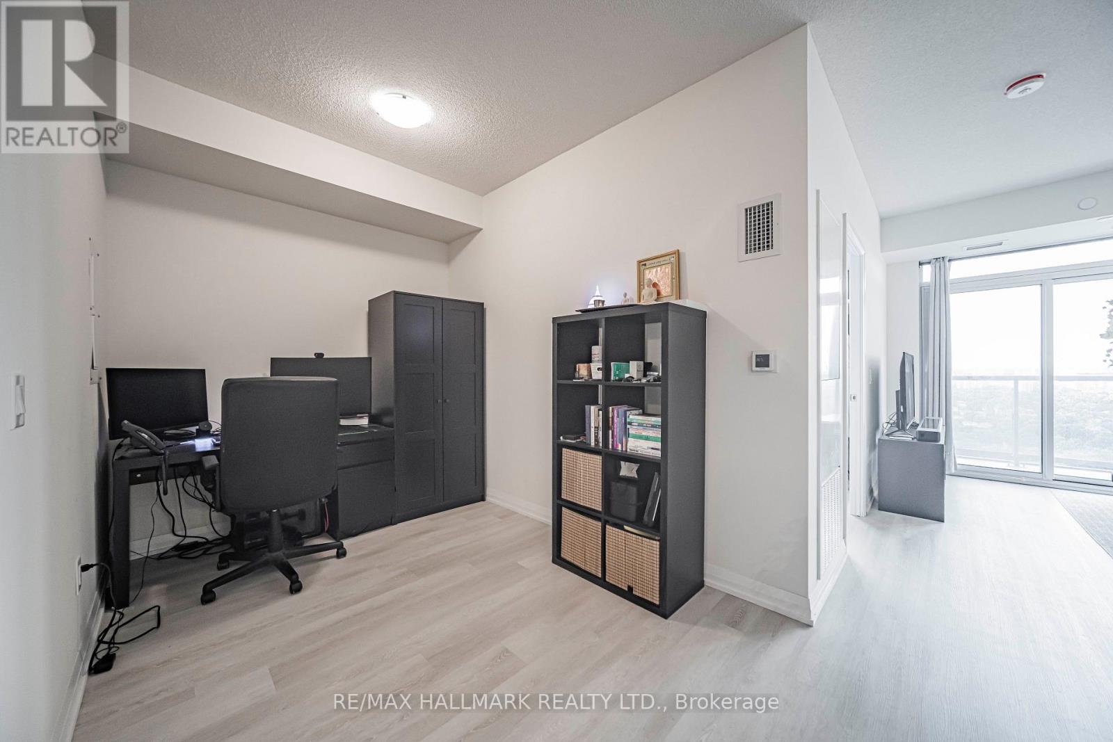 2203 - 3260 Sheppard Avenue E, Toronto, Ontario  M1T 3K3 - Photo 11 - E13716446