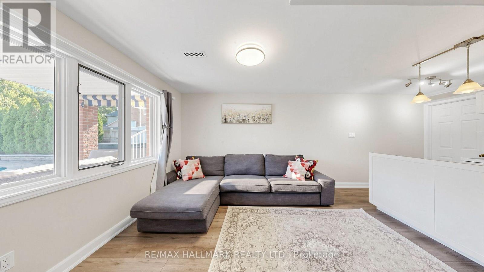 97 Thompson Drive, East Gwillimbury, Ontario  L9N 1E2 - Photo 28 - N13614704