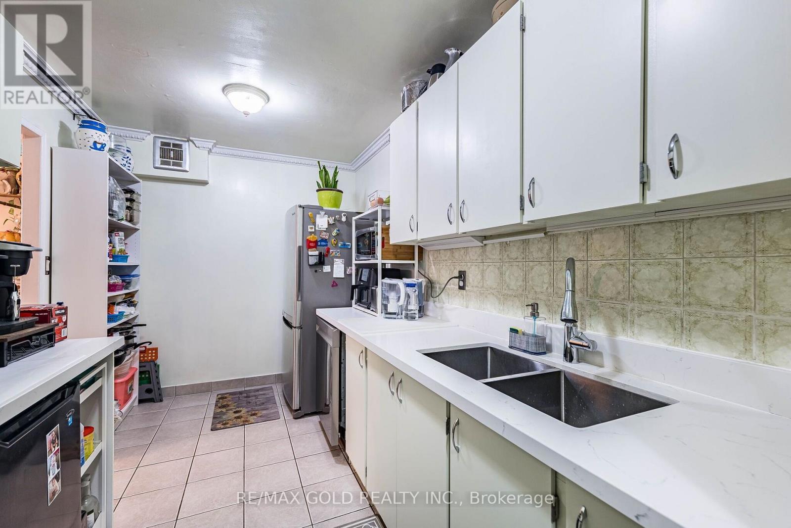 807 - 345 Driftwood Avenue, Toronto, Ontario  M3N 2P4 - Photo 15 - W13782616