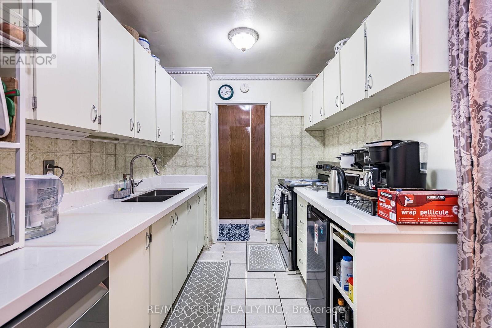 807 - 345 Driftwood Avenue, Toronto, Ontario  M3N 2P4 - Photo 16 - W13782616