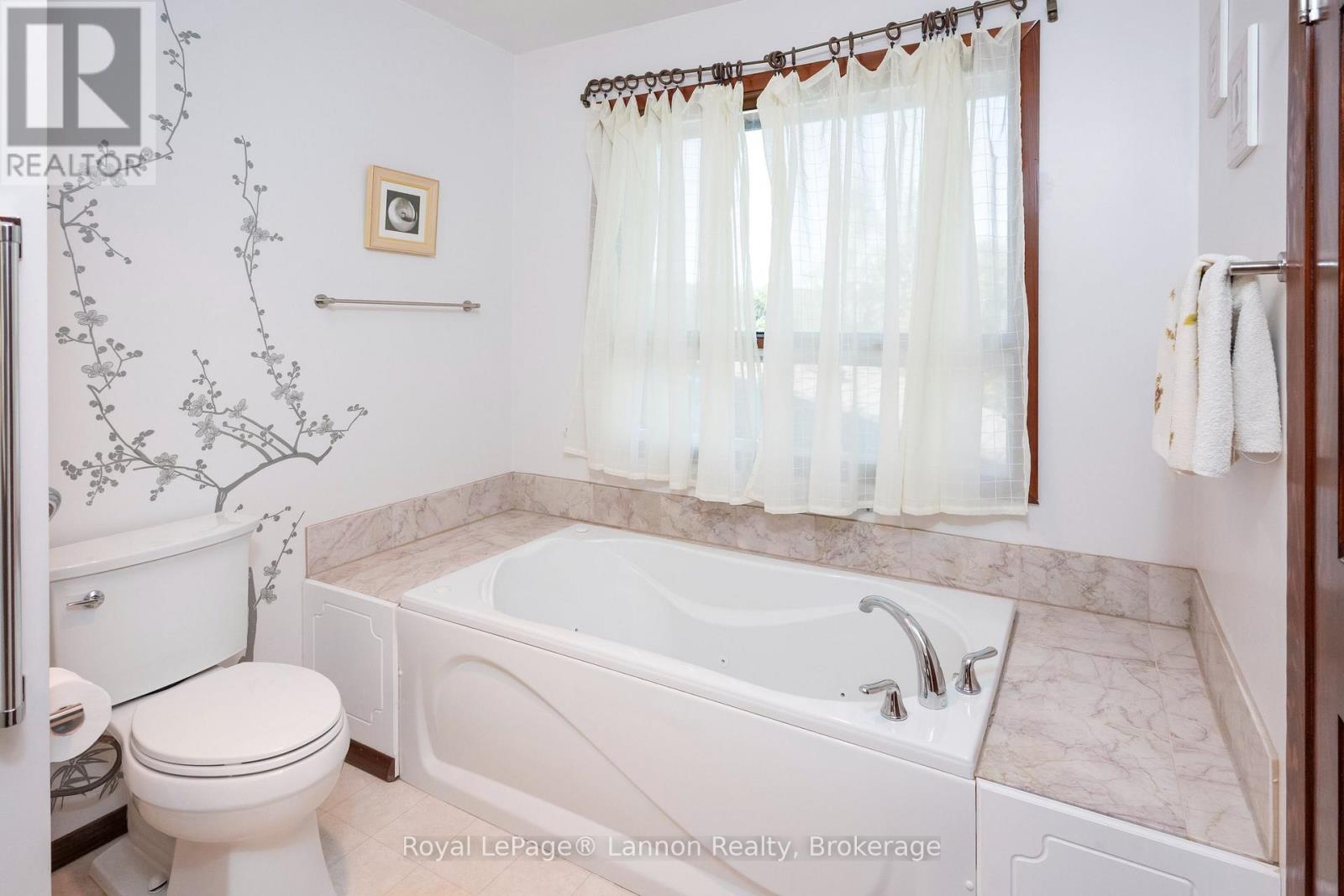 1319 Victor Street, Thunder Bay, Ontario  P7K 1N6 - Photo 26 - X13786432