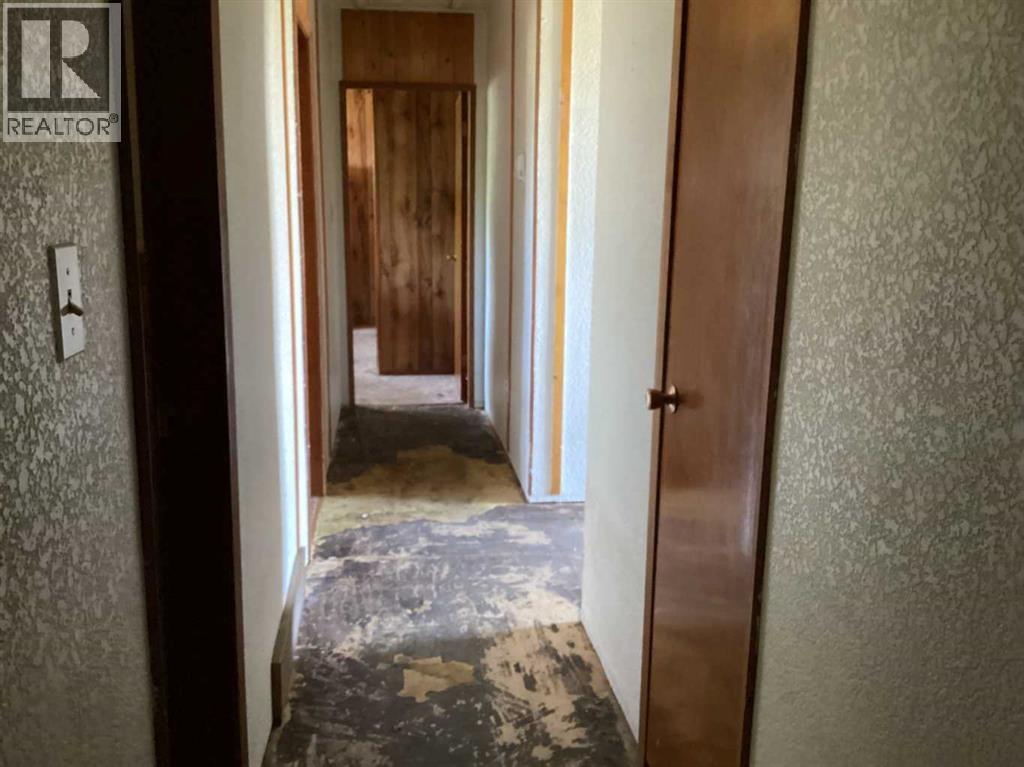 485 Paradise Street, Worsley, Alberta T0H 3W0 - Photo 6 - A2311308