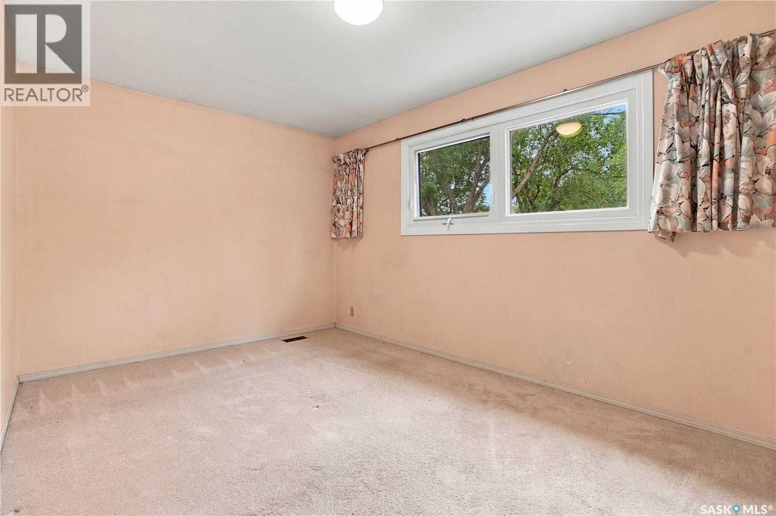 65 Bobolink Bay, Regina, Saskatchewan  S4S 4K2 - Photo 18 - SK048521