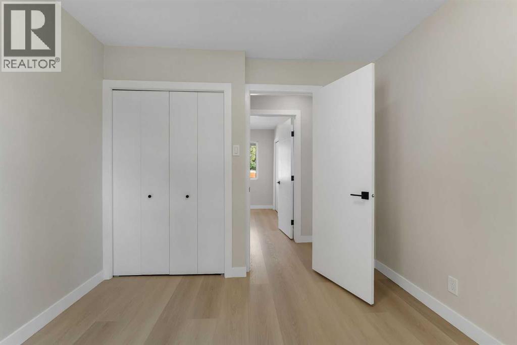 2524 Southwood Drive SE, Calgary, Alberta  T2B 1S5 - Photo 18 - A2340898