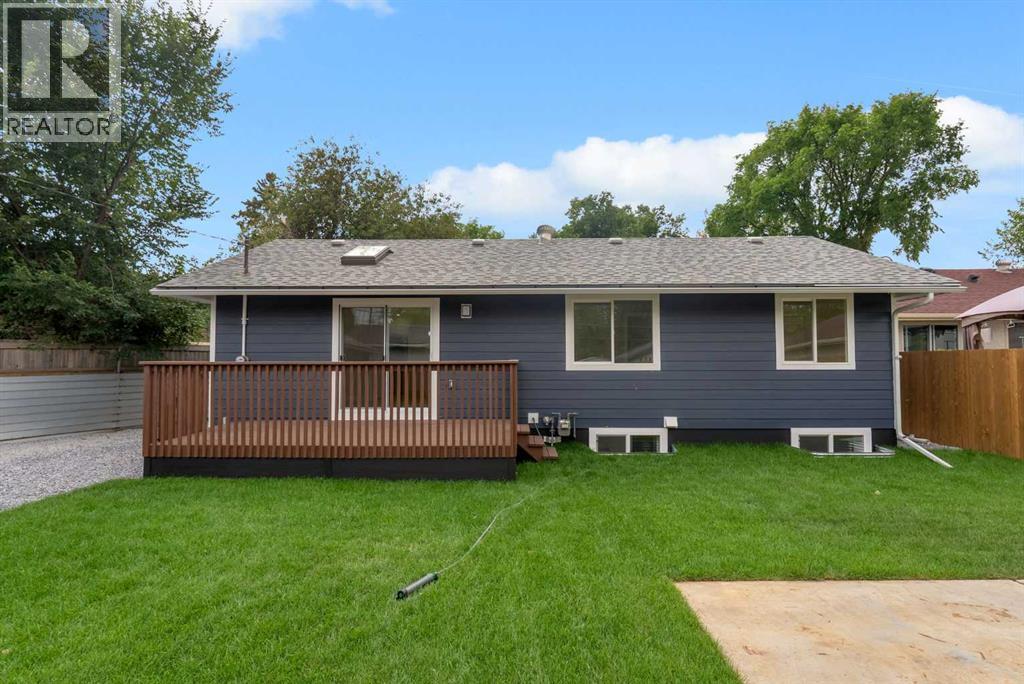2524 Southwood Drive SE, Calgary, Alberta  T2B 1S5 - Photo 38 - A2340898