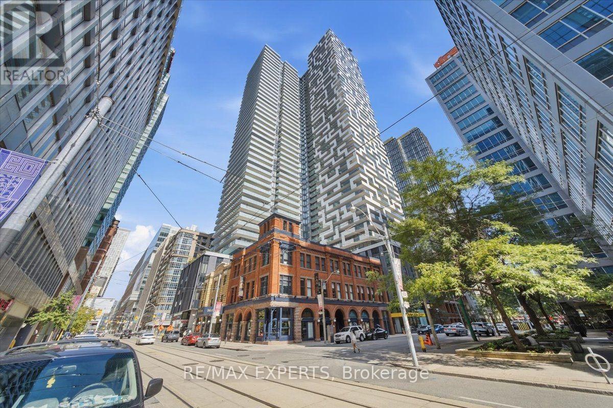 1815 - 25 Richmond Street E, Toronto, Ontario  M5C 0A6 - Photo 2 - C13786382