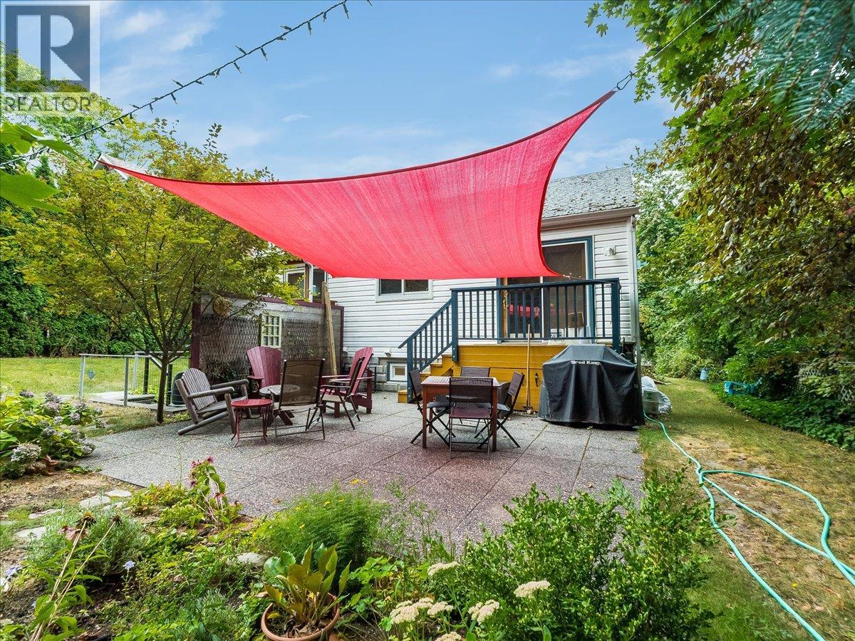 908 Fifth Street, Nelson, British Columbia V1L 2X8 - Photo 13 - 10400852