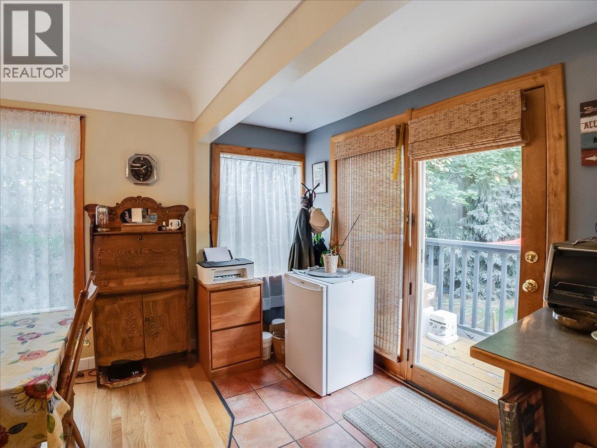 908 Fifth Street, Nelson, British Columbia V1L 2X8 - Photo 19 - 10400852