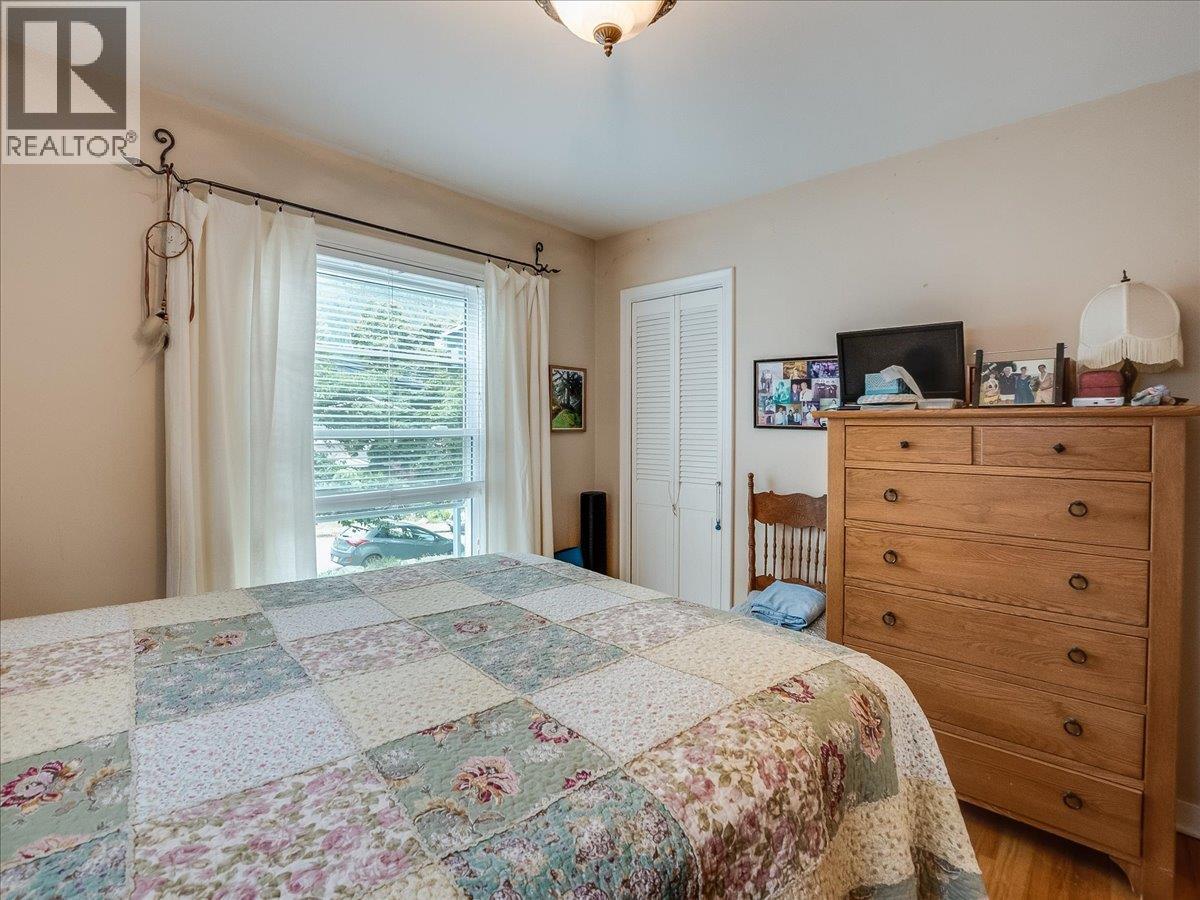 908 Fifth Street, Nelson, British Columbia V1L 2X8 - Photo 31 - 10400852