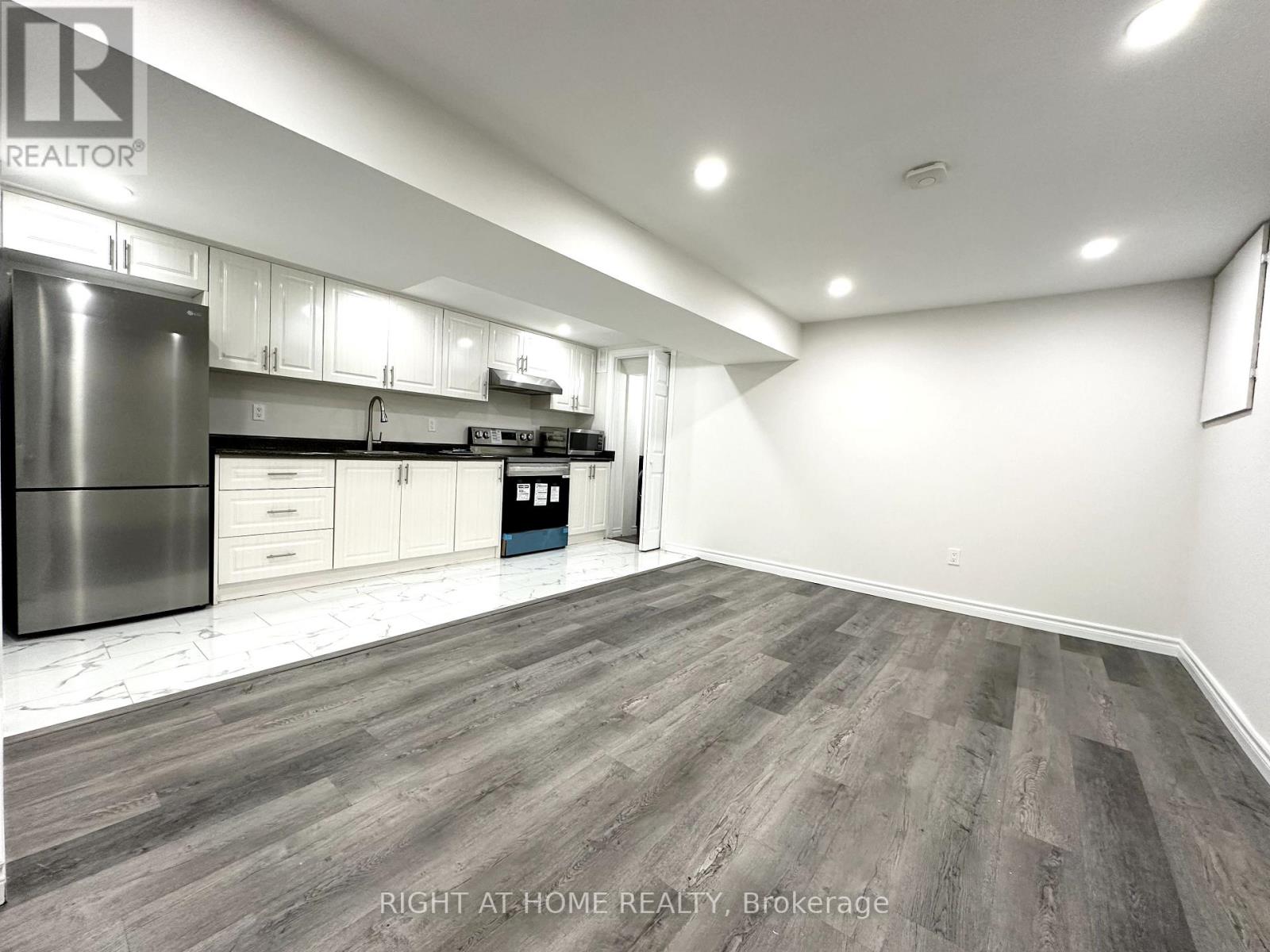 270 Coventry Court, Oshawa, Ontario  L1G 6H3 - Photo 6 - E13786966