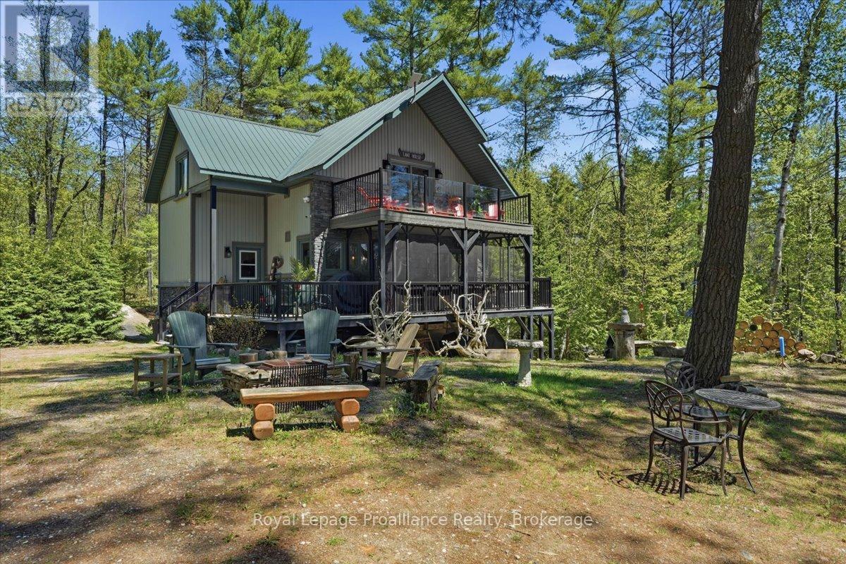 2134 BEACH ROAD, Frontenac, Ontario