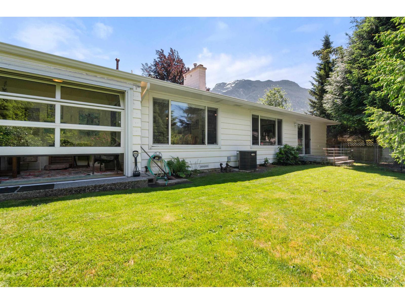 236 Water Avenue, Hope, Hope, British Columbia  V0X 1L0 - Photo 5 - R3126479