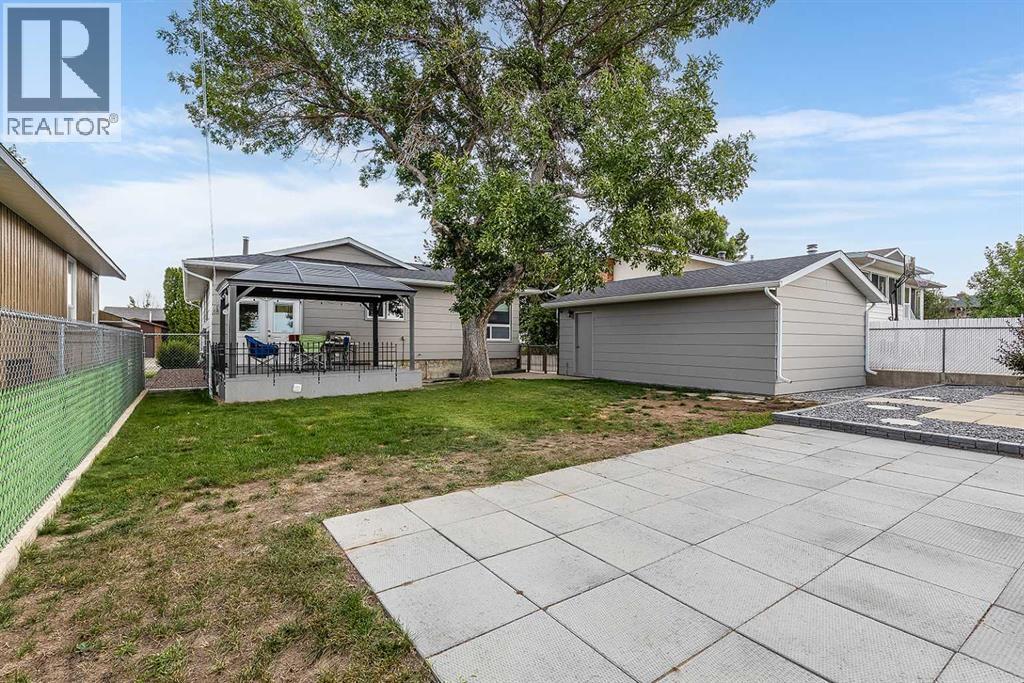 78 Seven Persons Crescent Sw, Medicine Hat, Alberta  T1B 2A6 - Photo 43 - A2342289