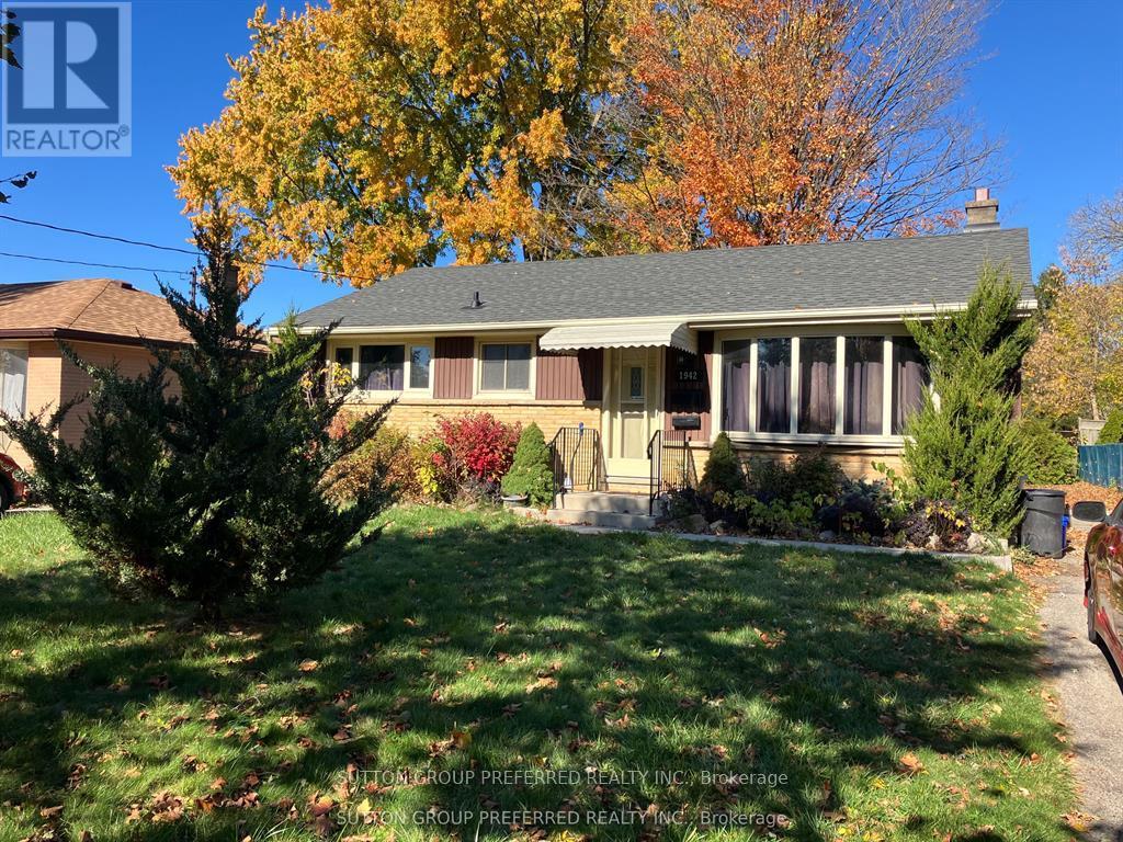 1942 DULUTH CRESCENT, London East, Ontario