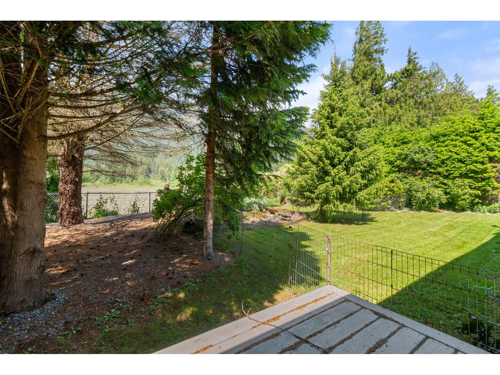 236 Water Avenue, Hope, Hope, British Columbia  V0X 1L0 - Photo 38 - R3126479