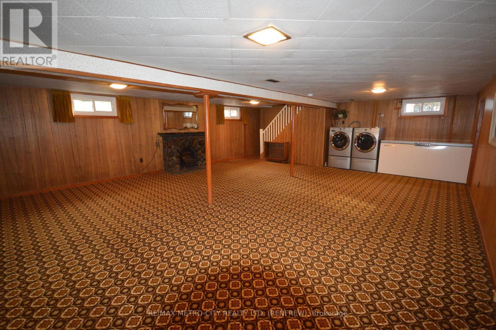 33 Pembroke Street, Whitewater Region, Ontario  K0J 1K0 - Photo 10 - X13786844