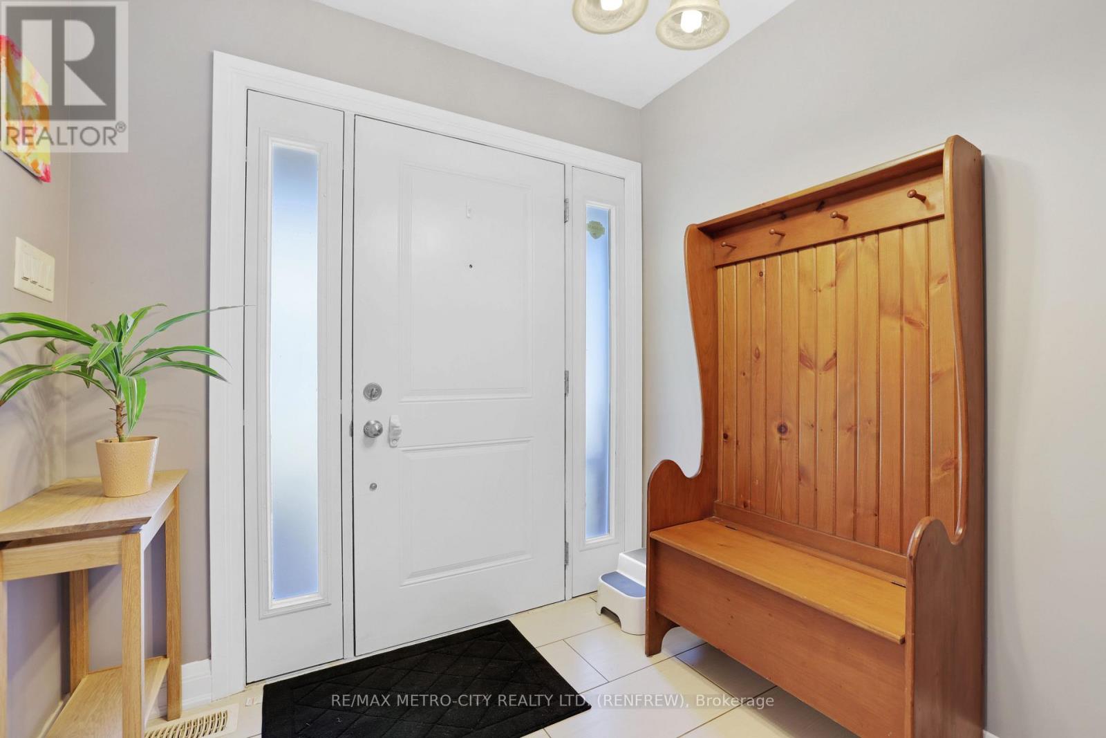 2457 Burnstown Road, Mcnab/braeside, Ontario  K7V 3Z4 - Photo 6 - X13787028