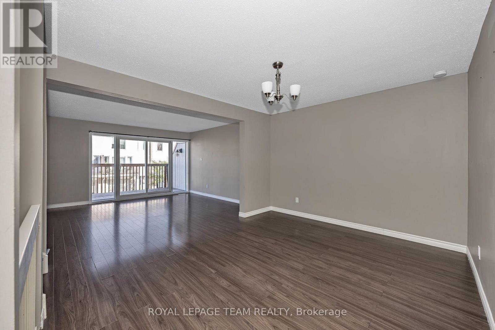 D - 284 Dalehurst Drive, Ottawa, Ontario K2G 4J5 - Photo 10 - X13786800