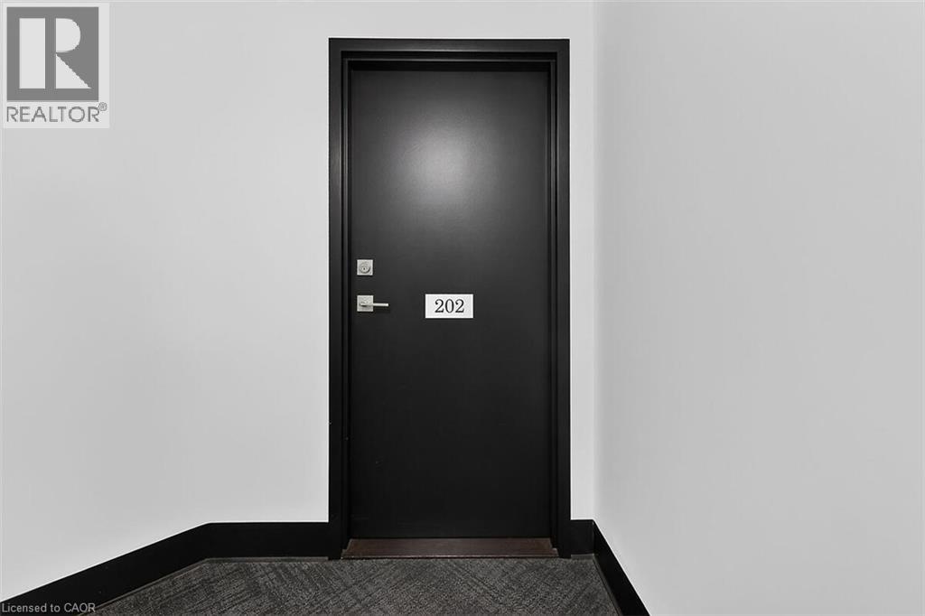 6 Village Green Boulevard Unit# 202, Stoney Creek, Ontario  L8G 5B7 - Photo 8 - 40863157