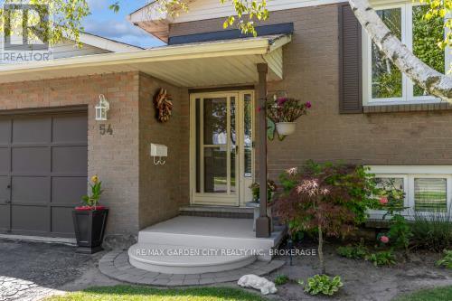 54 Crestcombe Road, St. Catharines, Ontario  L2S 2J4 - Photo 2 - X13786952