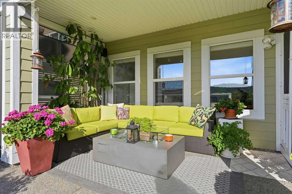 299 Sunset View, Cochrane, Alberta  T4C 0N6 - Photo 6 - A2343807