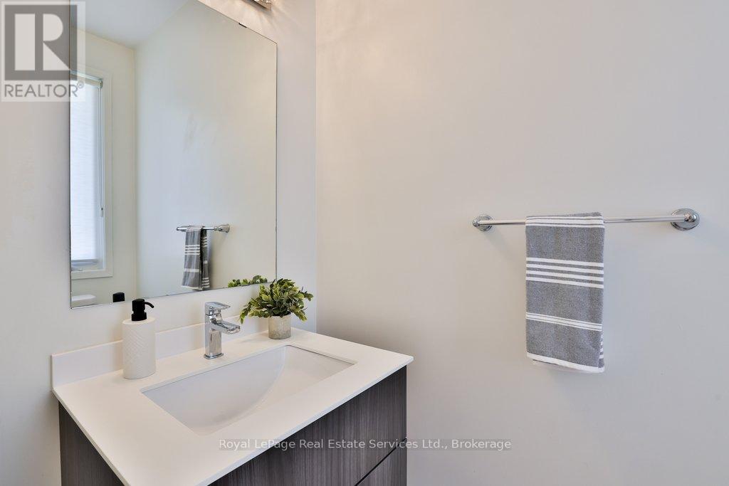 3155 Mintwood Circle, Oakville, Ontario  L6H 0N9 - Photo 18 - W13786772