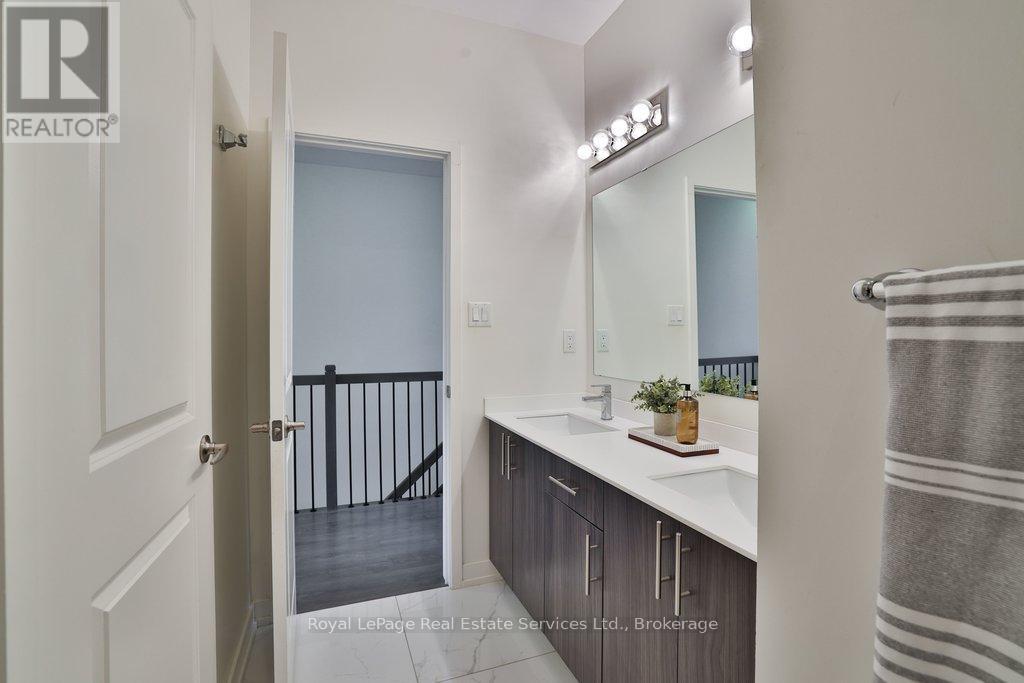 3155 Mintwood Circle, Oakville, Ontario  L6H 0N9 - Photo 31 - W13786772