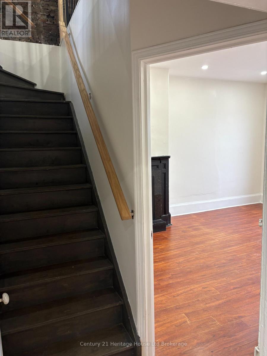2 - 694 Dundas Street, Woodstock, Ontario  N4S 1E6 - Photo 14 - X13786770