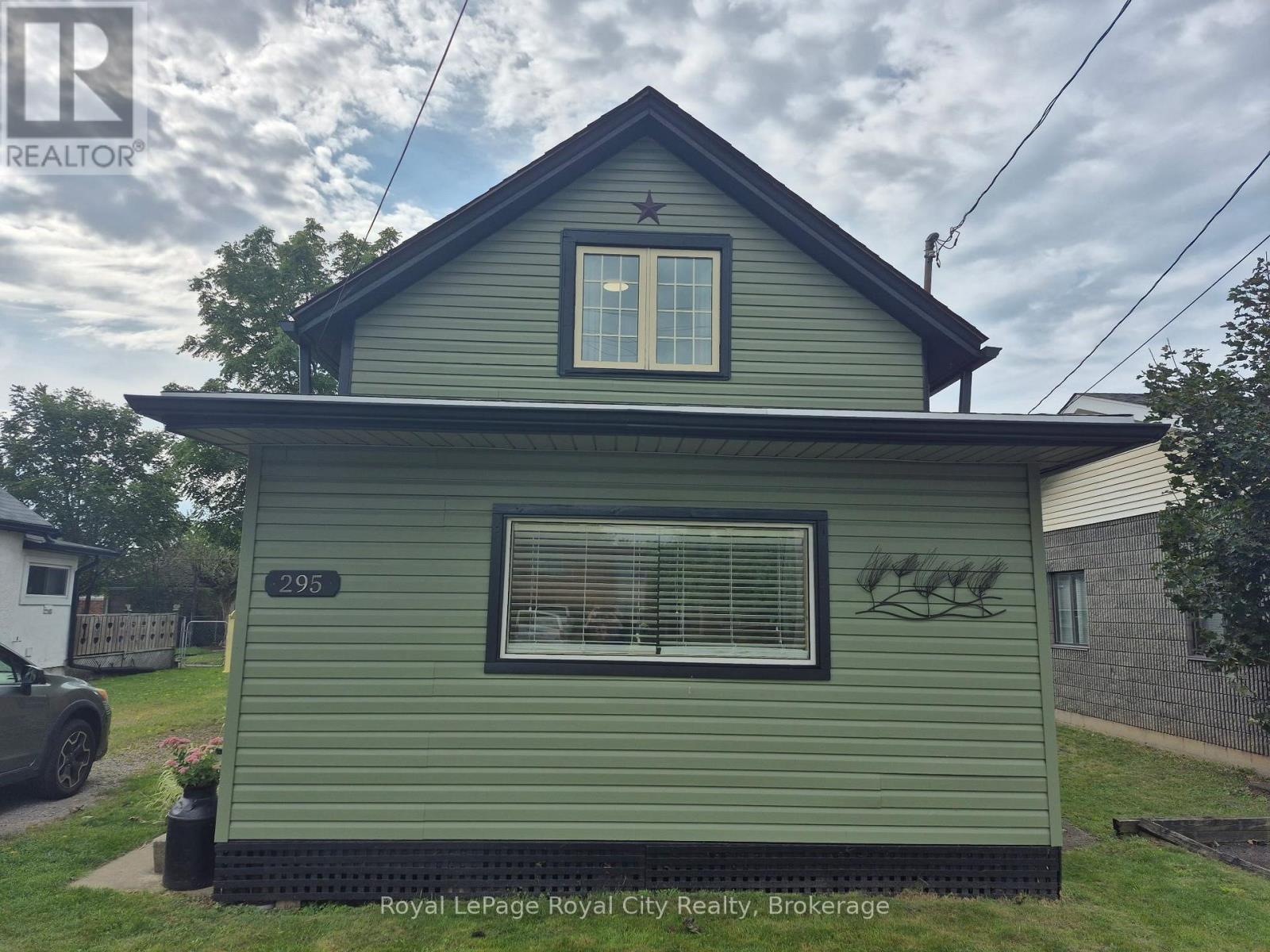 295 Killaly Street E, Port Colborne, Ontario L3K 1P3 - Photo 1 - X13784058