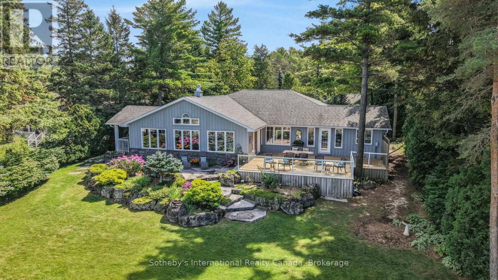 1036 RIVER ROAD E, Wasaga Beach, Ontario