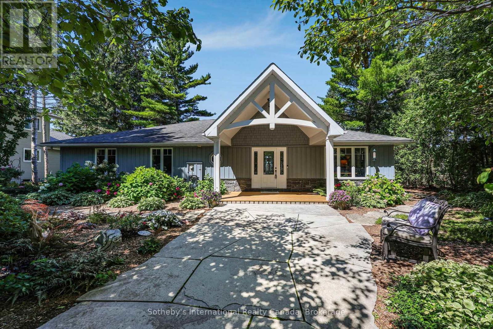 1036 River Road E, Wasaga Beach, Ontario  L9Z 2P7 - Photo 3 - S13786742