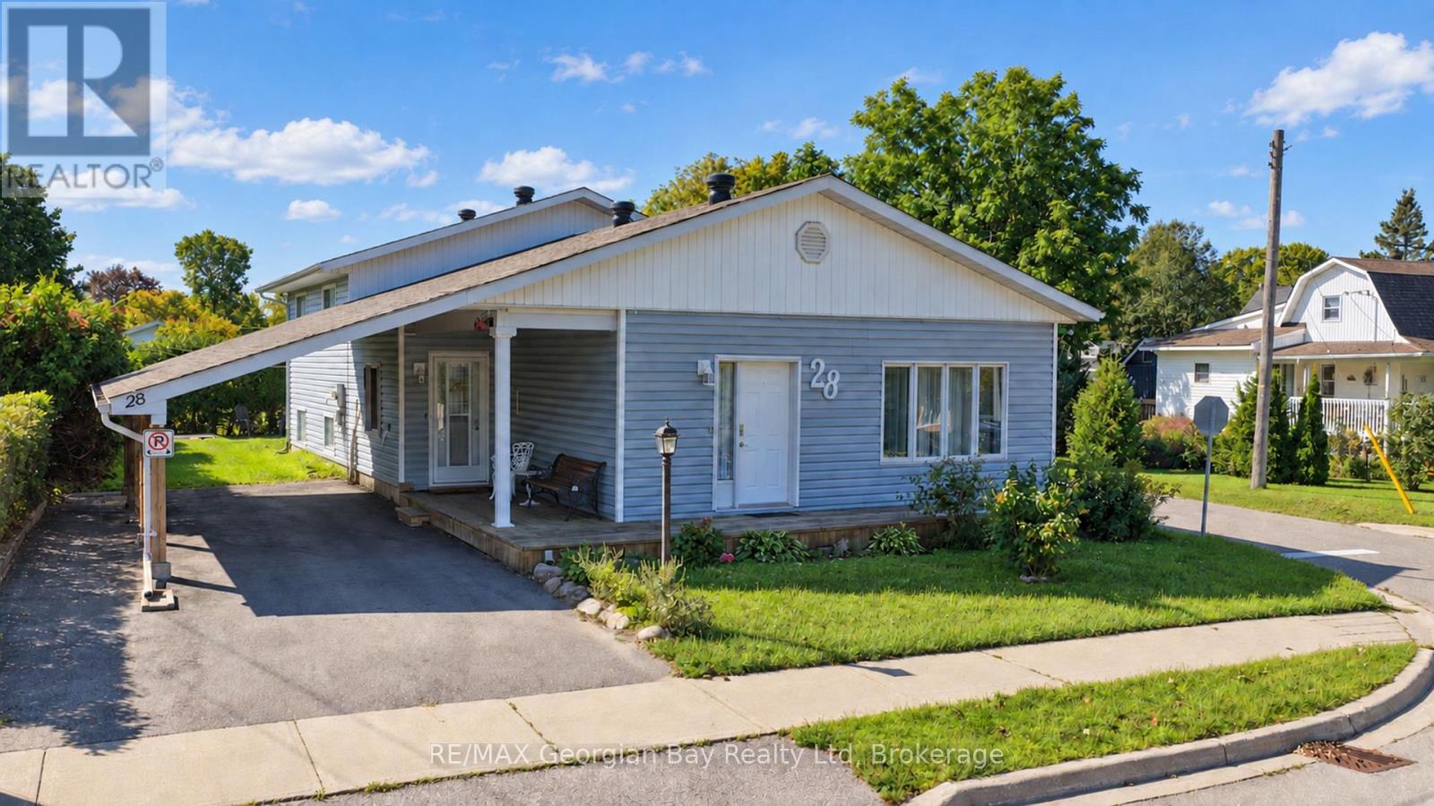 28 SHERIDAN STREET, Penetanguishene, Ontario