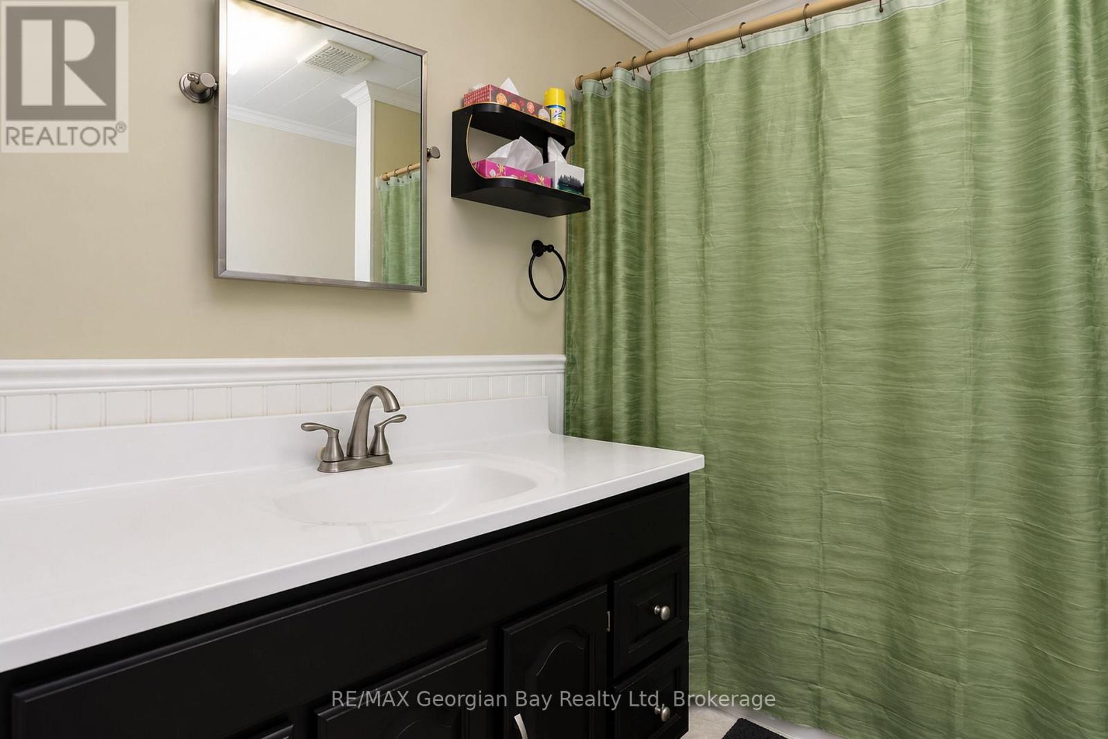 28 Sheridan Street, Penetanguishene, Ontario  L9M 1C4 - Photo 13 - S13786954