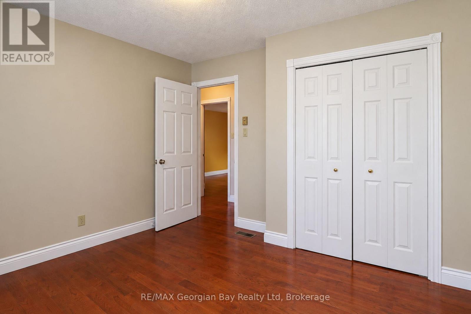 28 Sheridan Street, Penetanguishene, Ontario  L9M 1C4 - Photo 21 - S13786954