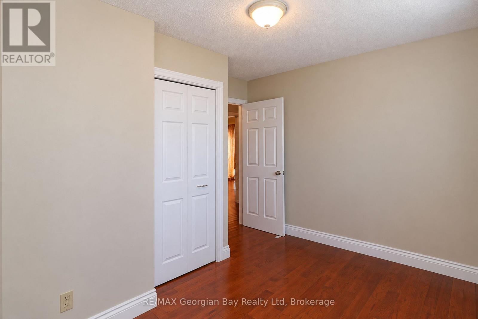 28 Sheridan Street, Penetanguishene, Ontario  L9M 1C4 - Photo 23 - S13786954