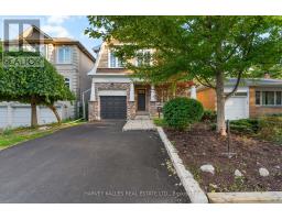 121 JOHNSTON AVENUE, Toronto, Ontario