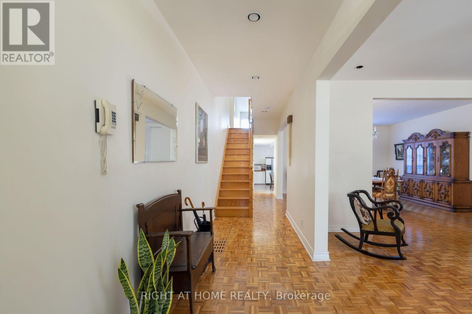 239 Seaton Street, Toronto, Ontario  M5A 2T5 - Photo 18 - C13786896