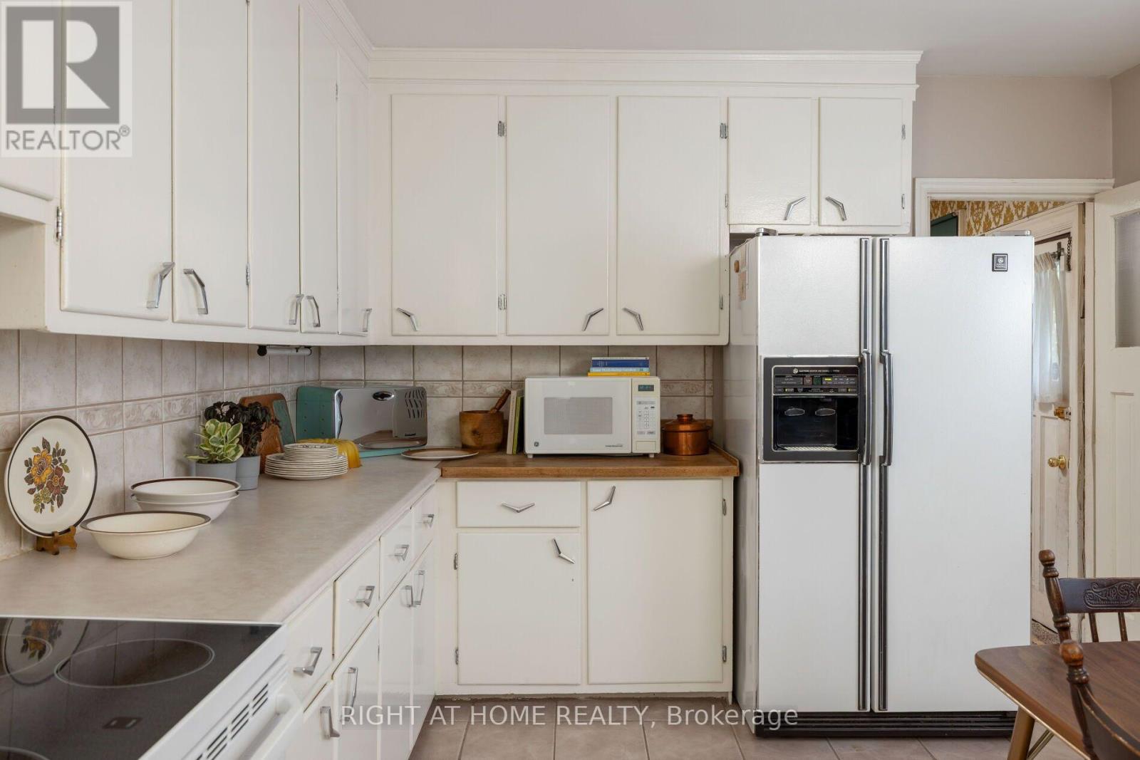 239 Seaton Street, Toronto, Ontario  M5A 2T5 - Photo 24 - C13786896