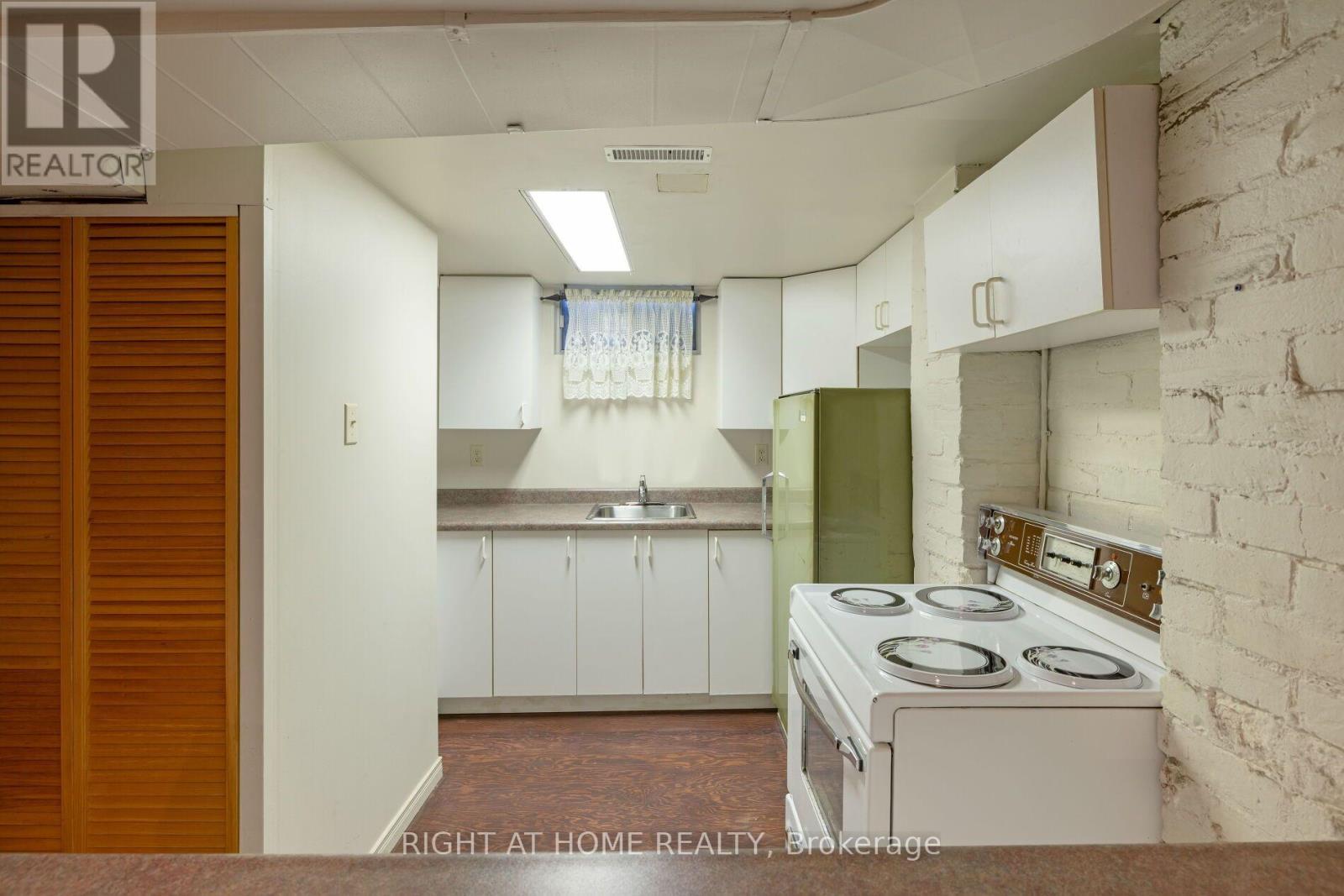 239 Seaton Street, Toronto, Ontario  M5A 2T5 - Photo 43 - C13786896