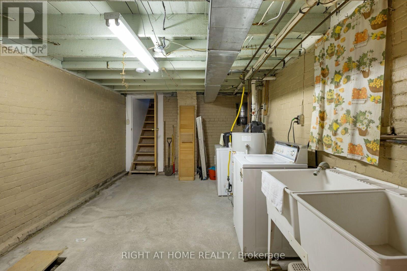 239 Seaton Street, Toronto, Ontario  M5A 2T5 - Photo 45 - C13786896