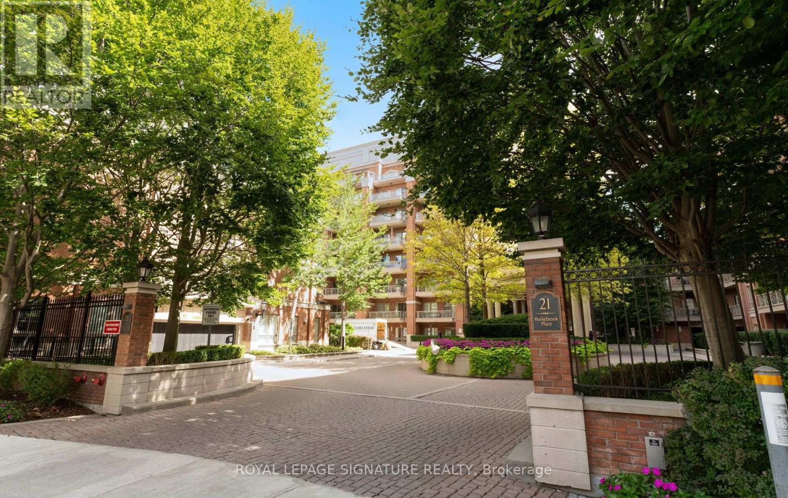 337 - 21 BURKEBROOK PLACE, Toronto, Ontario