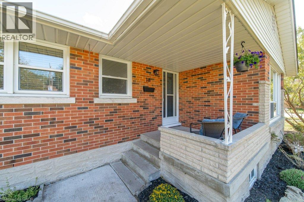 18 Maywood Road, Kitchener, Ontario  N2C 2A3 - Photo 3 - 40862456
