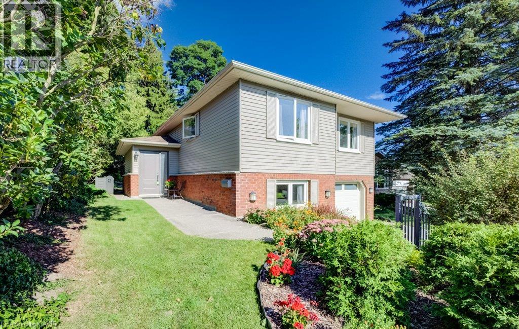 12 Cobblestone Street, Kitchener, Ontario  N2P 1T7 - Photo 2 - 40861844
