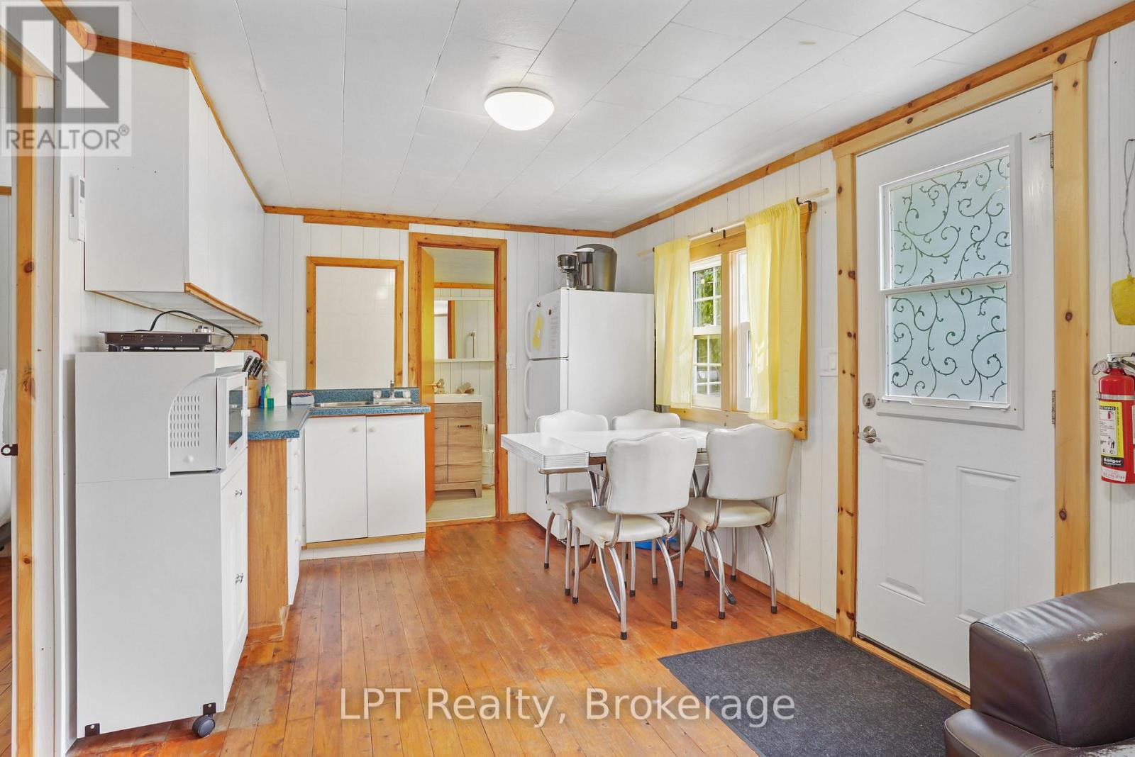 468 Warner Bay Road, Northern Bruce Peninsula, Ontario  N0H 2R0 - Photo 13 - X13786990