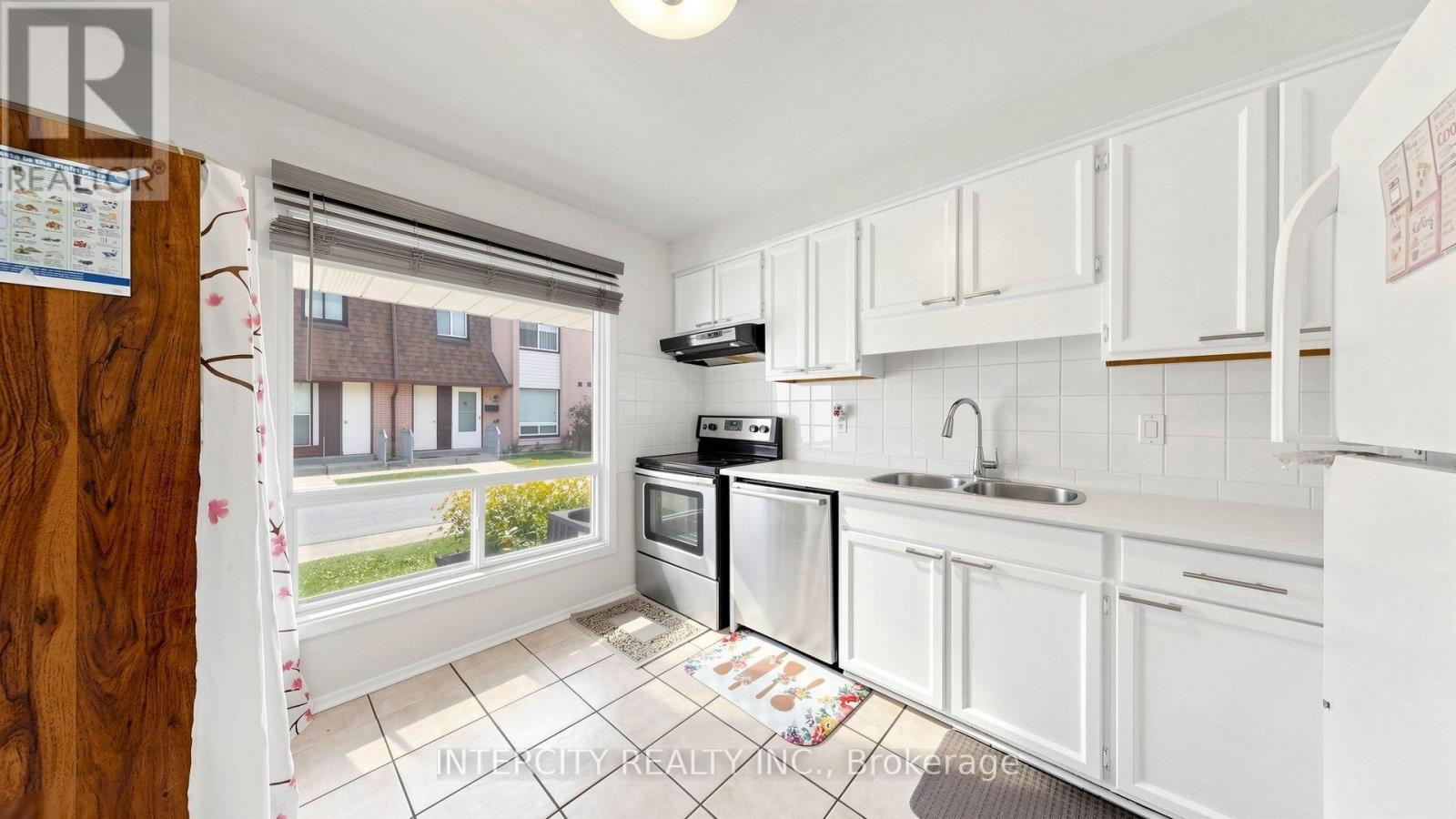 142 - 21 Livonia Place, Toronto, Ontario  M1E 4W5 - Photo 14 - E13786706
