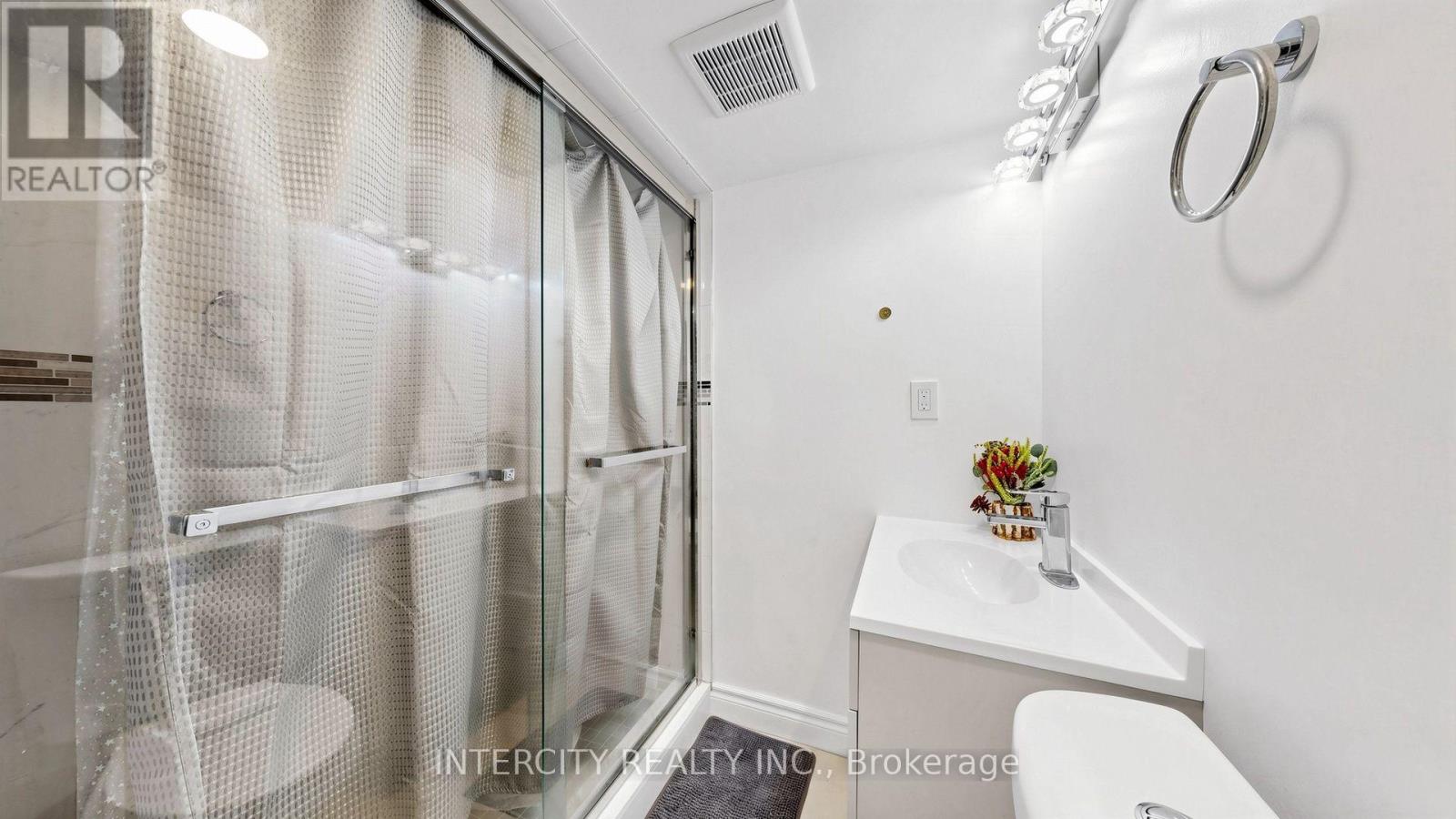 142 - 21 Livonia Place, Toronto, Ontario  M1E 4W5 - Photo 43 - E13786706