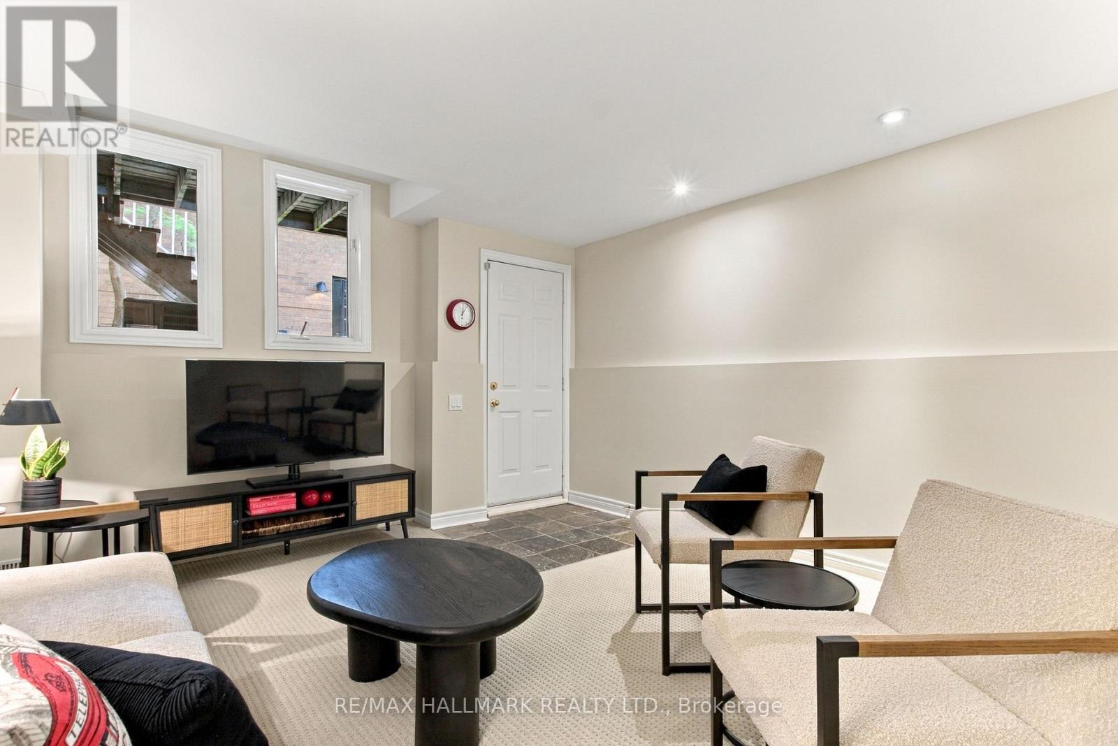 23 Macphail Avenue, Toronto, Ontario  M4K 4A1 - Photo 28 - E13786738