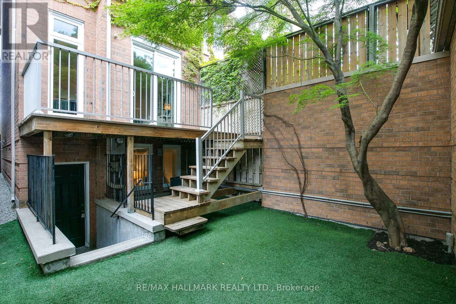 23 Macphail Avenue, Toronto, Ontario  M4K 4A1 - Photo 34 - E13786738