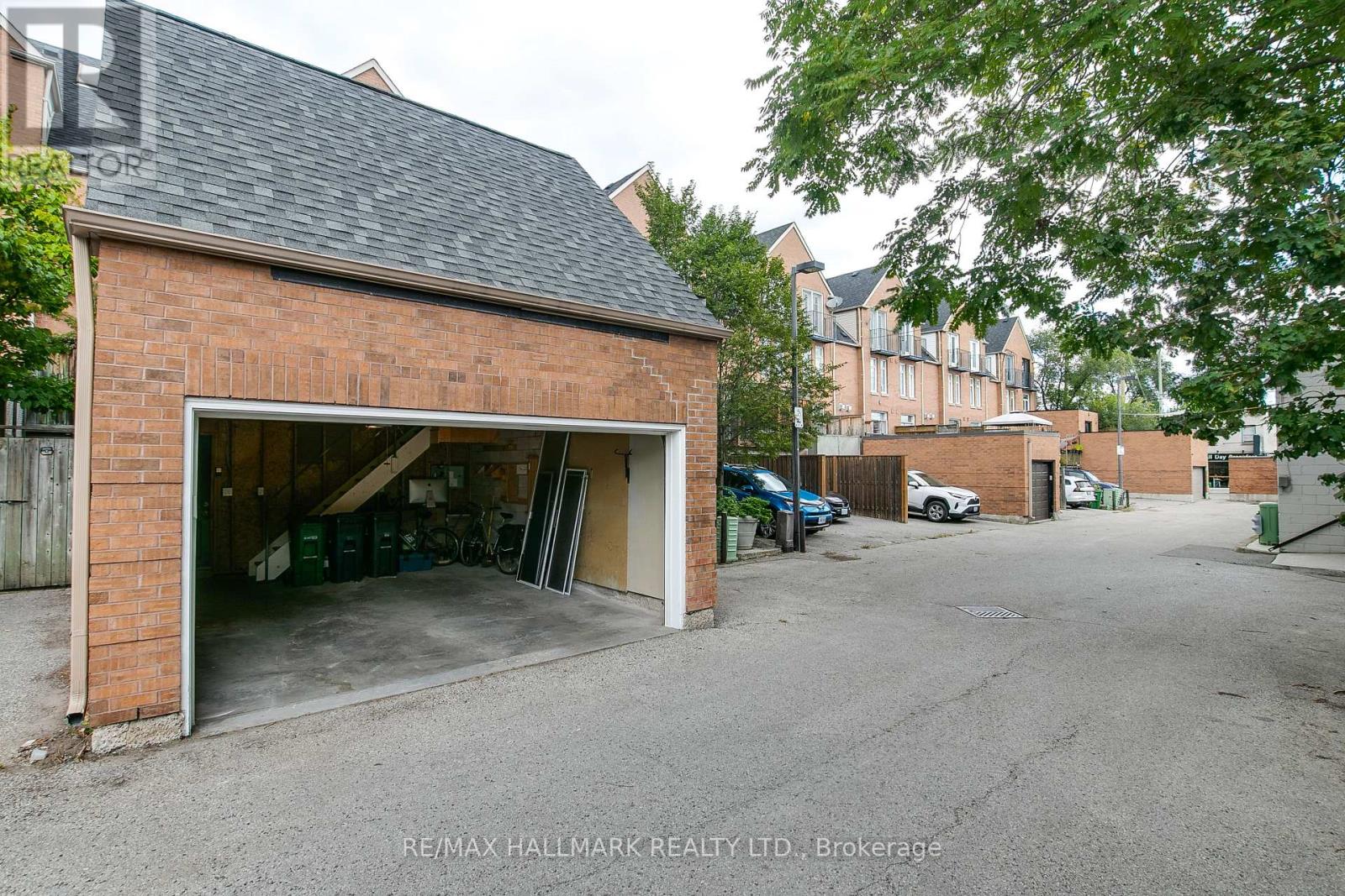 23 Macphail Avenue, Toronto, Ontario  M4K 4A1 - Photo 41 - E13786738