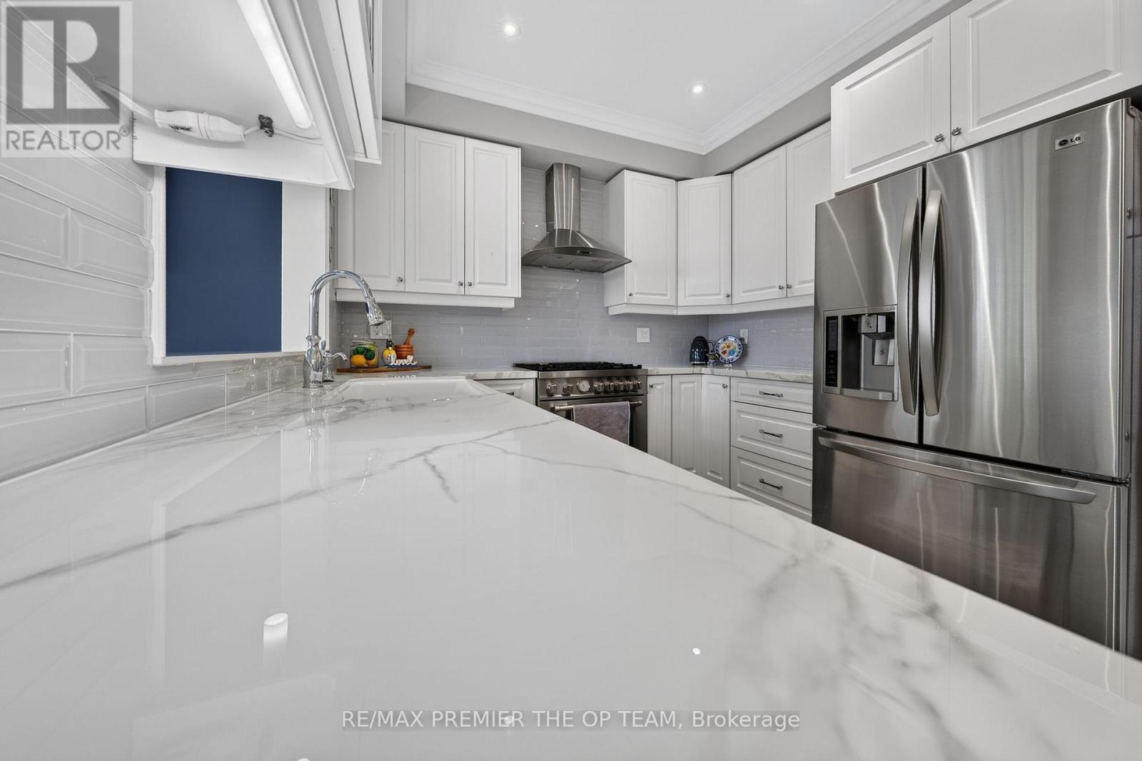 3 Sedgewick Place, Vaughan, Ontario  L4H 3L5 - Photo 12 - N13786804